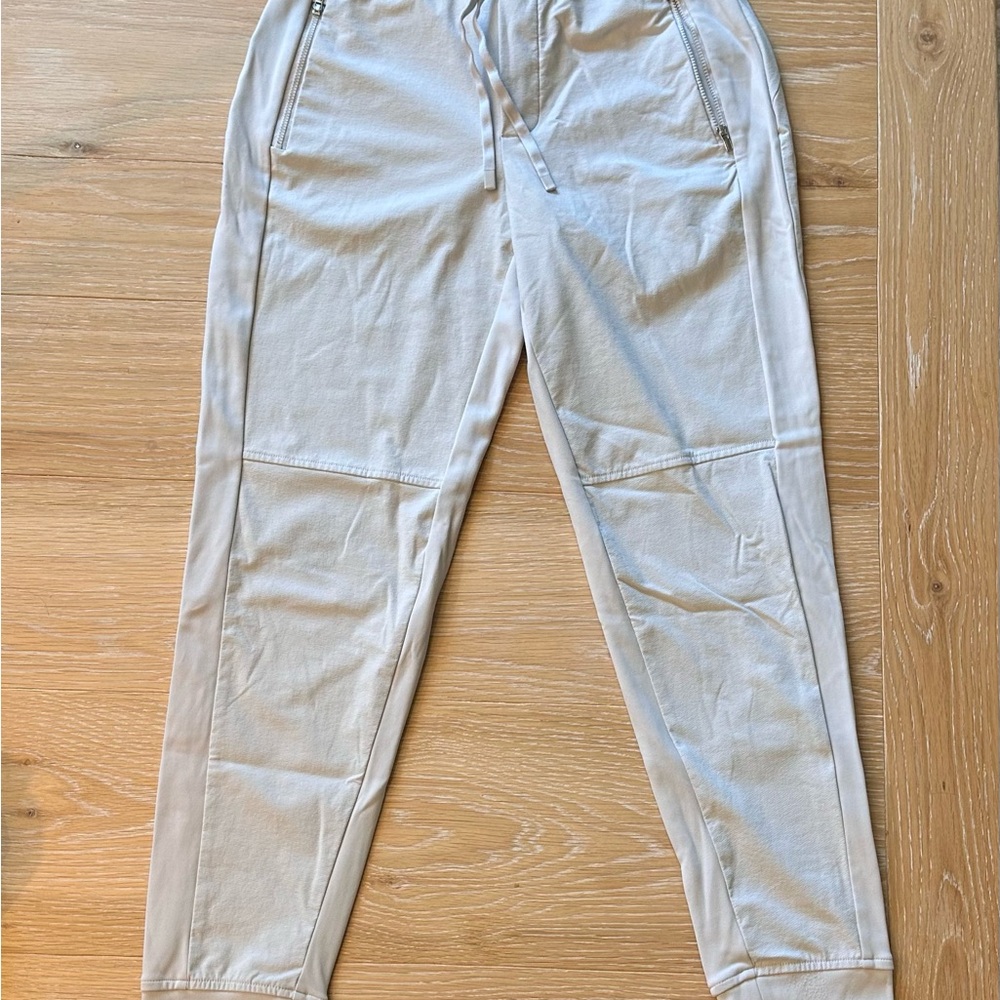 Athleta Women’s Tan Joggers